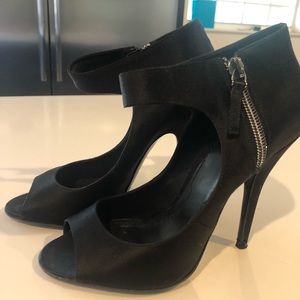 Givenchy, High heel shoes